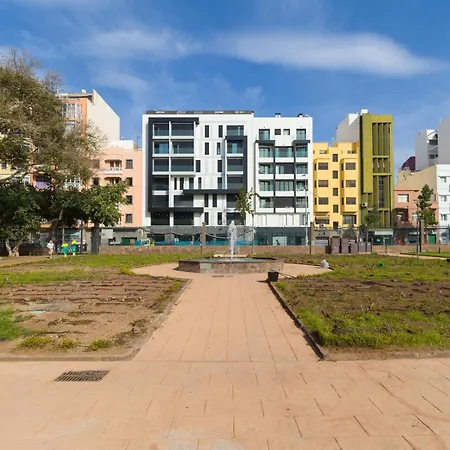 In Palmas Near Canteras Feriehus *